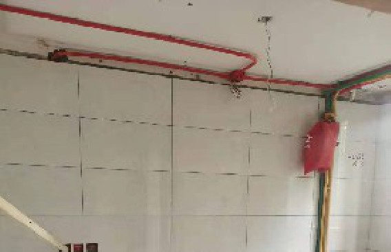 和政路泥木驗(yàn)收合格
